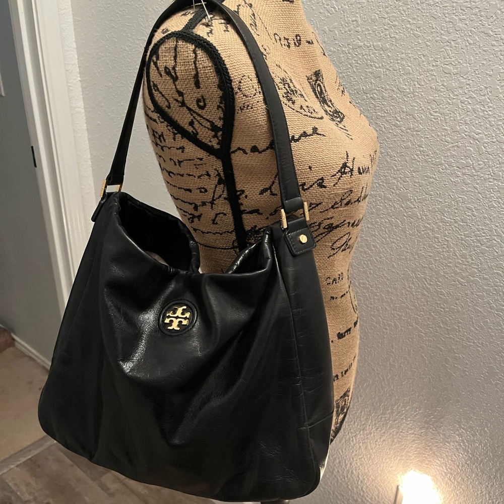 🌸🌺Tory Burch City Hobo Bag🌸🌺